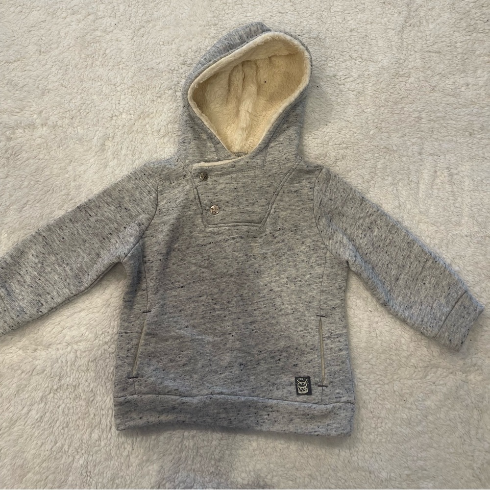 Zara kids grey pullover fleece! Size 18-24 months. Brand new condition.